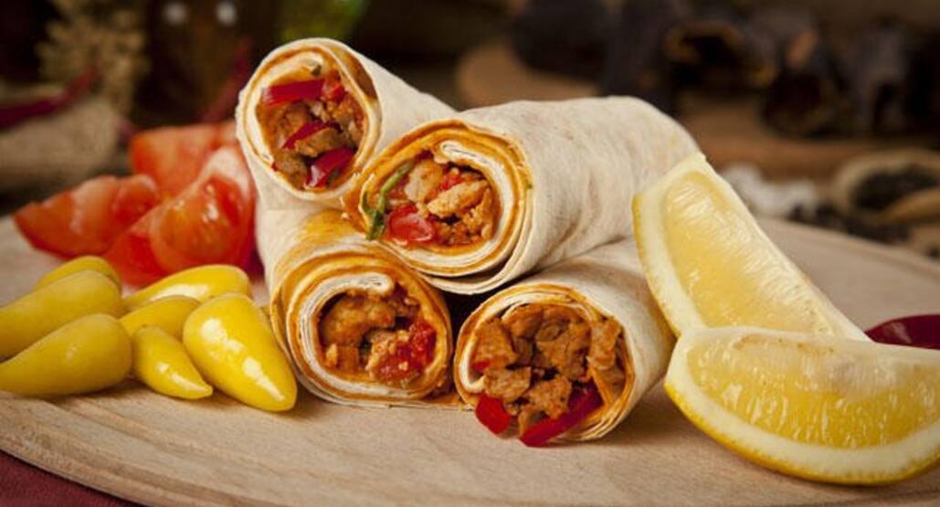 Miss Cici Tantuni Photos Pictures Of Miss Cici Tantuni Altintepsi Istanbul